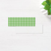Gingham check pattern. Green and White. (Desk)