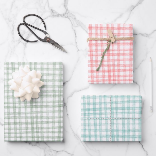 Gingham Hand-Drawn Modern Cute Christmas Preppy Wrapping Paper Sheets (Front)