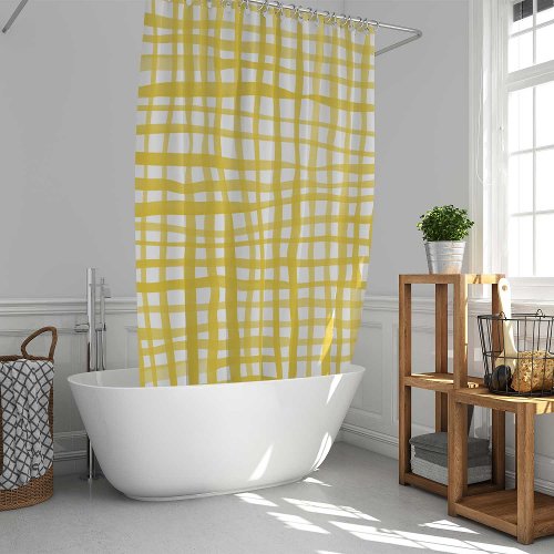 Gingham pattern in yellow shower curtain