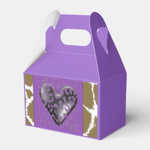 Giraffe Fur Pattern with Purple Heart Favor Boxes