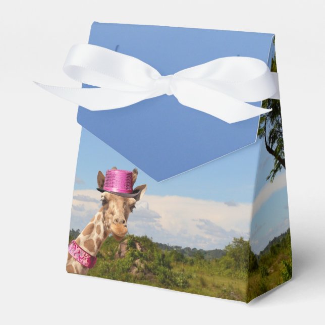 Giraffe in sparkly pink hat favor boxes (Front Side)