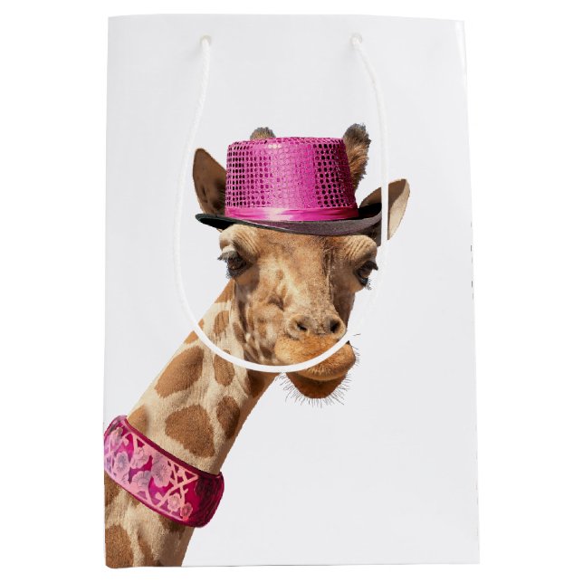 Giraffe in sparkly pink hat medium gift bag (Front)