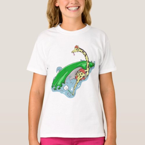 Giraffe kayaking roll T_Shirt