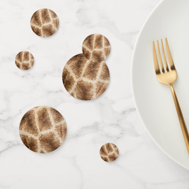 Giraffe pattern confetti (Group)