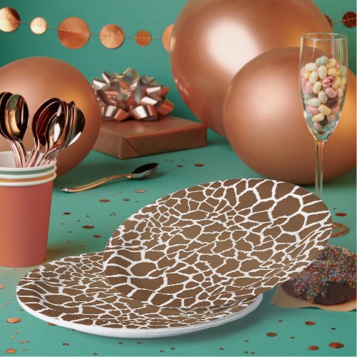 Giraffe print paper plates