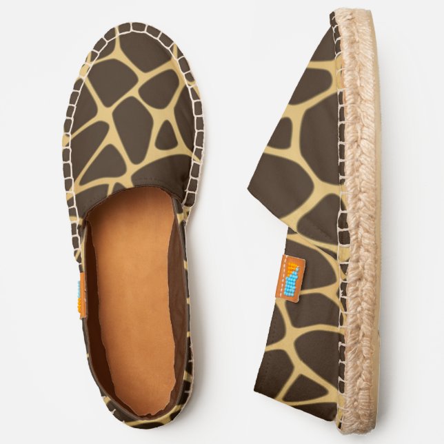 Giraffe Spotted Background Espadrilles (Side)