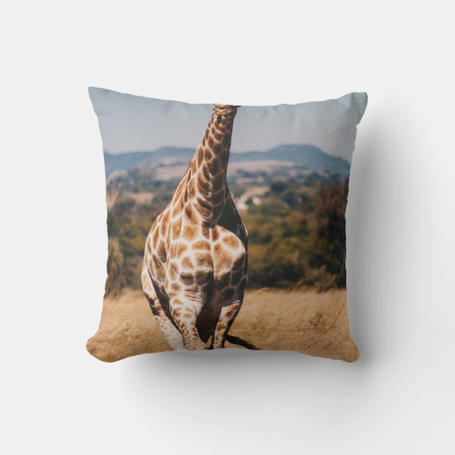 GIRAFFE SURROUNDED BY BROWN GRASS THROW PILLOW (Front)