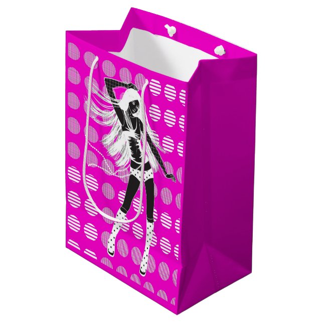 girlfriend medium gift bag (Front Angled)