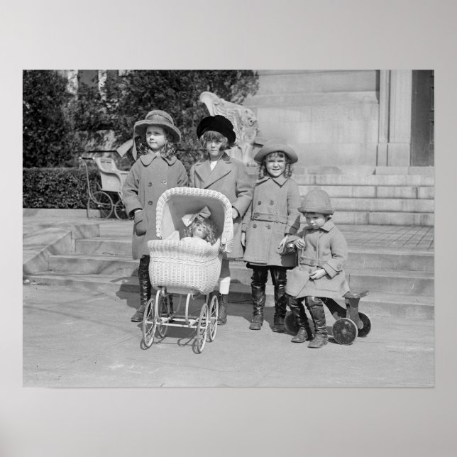 Girls Day Out, 1922 Poster (Front)