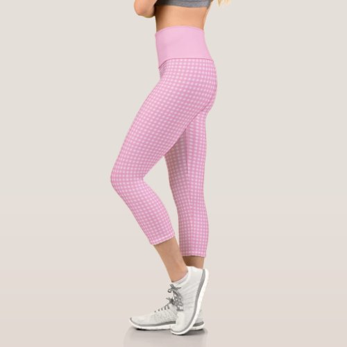 Girly Pink 60s Gingham Plaid Checkered Pattern Capri Leggings