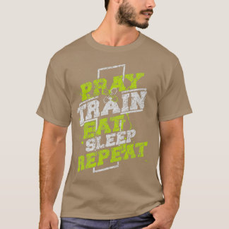 Give praise and train  T-Shirt