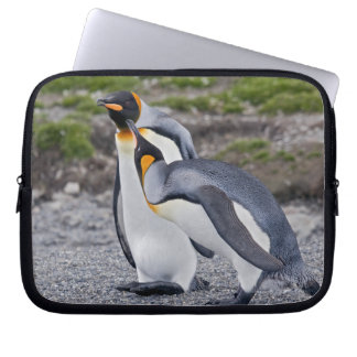 Give us a Kiss! Laptop Sleeve