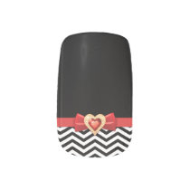 Glamorous black white chevron pattern minx nail wraps Glamorous black white chevron pattern minx nail wraps
