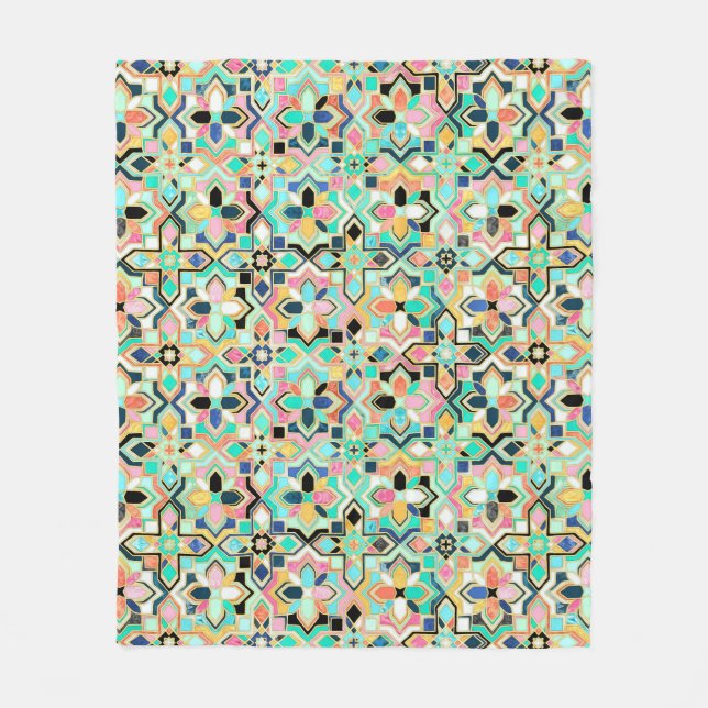 Glamorous Gilded Moroccan Tile Pattern Fleece Blanket (Front)