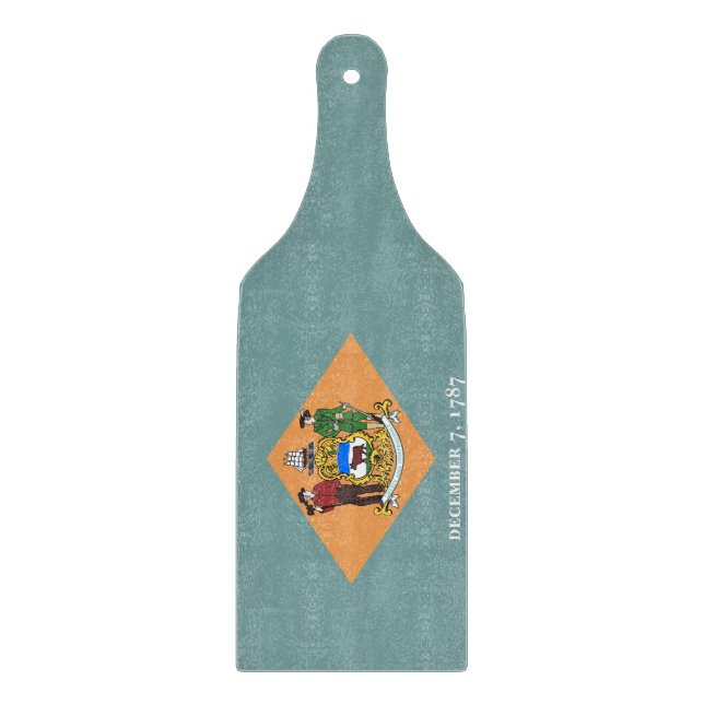 Glass cutting board paddle with Delaware flag (Front)