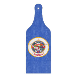Glass cutting board paddle with Minnesota flag