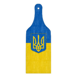 Glass cutting board paddle with Ukraine flag