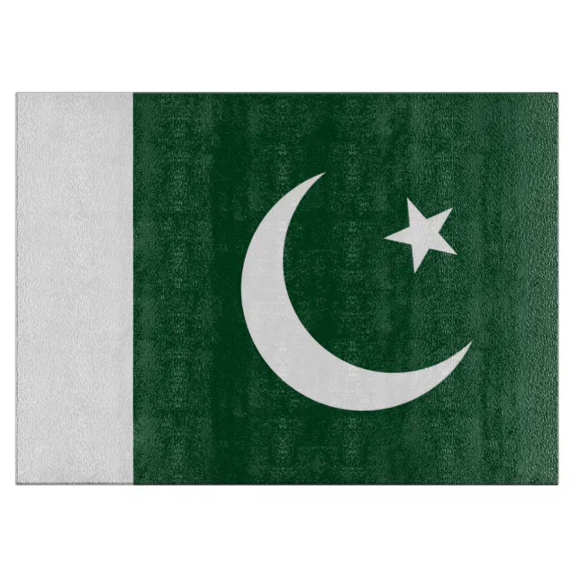 Pakistan R 644 Glass cutting board with Flag of Pakistan | Zazzle