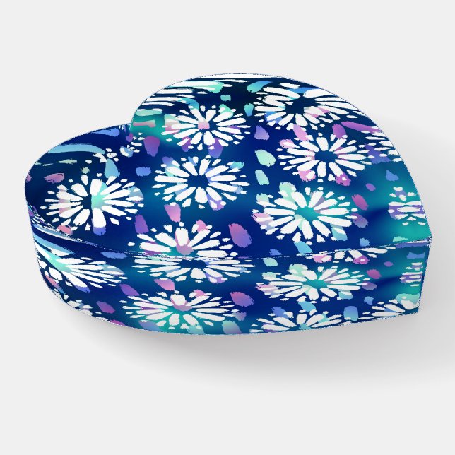 Glass Heart Paperweight (Angled)