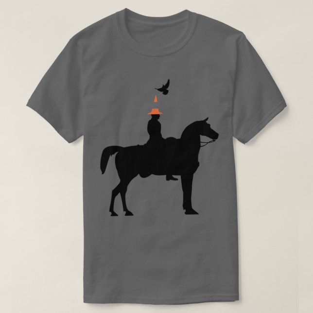 Glaswegian Duke of Wellington Statue T-Shirt (Design Front)