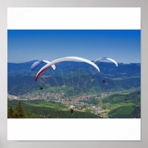 Gleitschirmflieger im Schwarzwald Poster