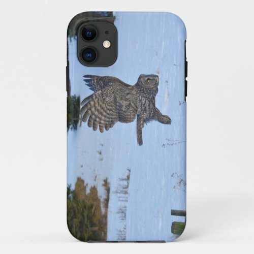 Gliding Great Grey Owl and Snow Wildlife Raptor iPhone 11 Case