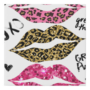 Glitter typography print with lips pattern