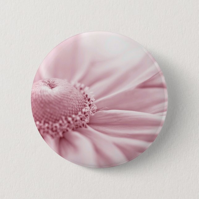 Gloriosa Daisy Macro Button (Front)