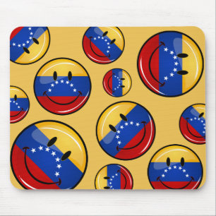 Glossy Round Smiling Venezuelan Flag Mouse Pad