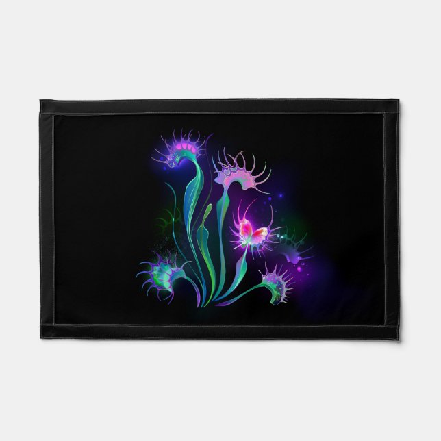 Glowing Venus Flytrap Pennant (Front)