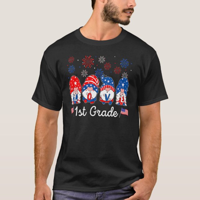 Gnome Love 1st Grade Teacher Patriotic 4th Of July T-Shirt (Front)