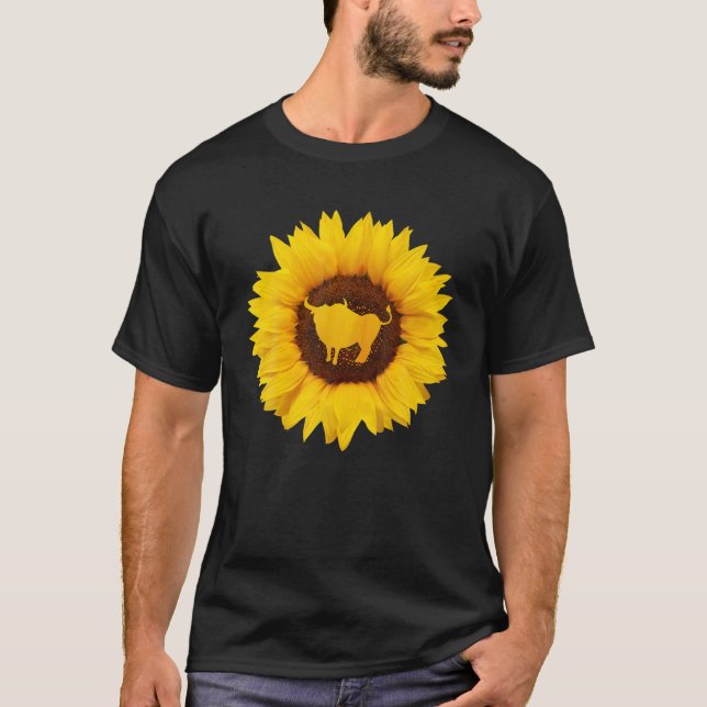 Gnu Gift For Women Men Wildebeest Animal Sunflower T-Shirt (Front)