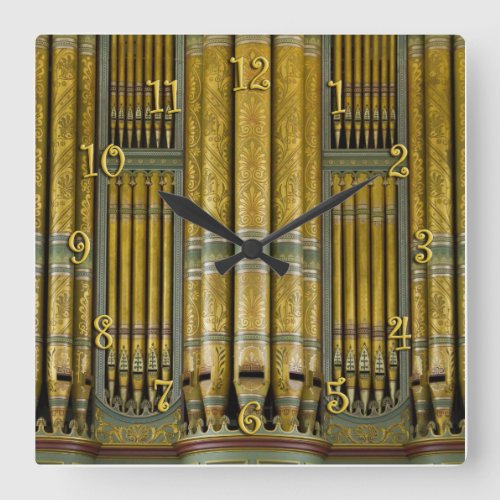 Gold and green organ pipes clock