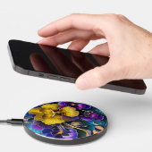 Gold and Purple Pansy Patch Wireless Charger (Hand)