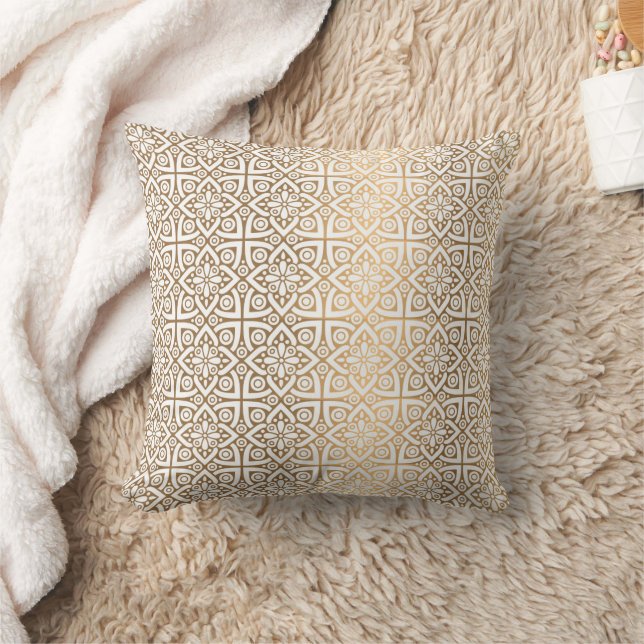 Gold Arabic Pattern Throw Pillow – Elegant Islamic (Blanket)