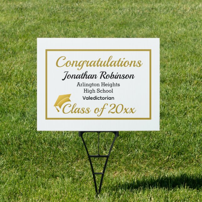 Gold Cap Honors Graduation Yard Sign (Insitu)