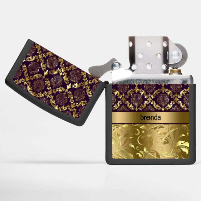Gold damasks and swirls pattern zippo lighter (Opened)