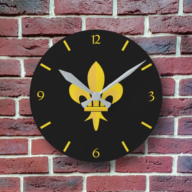 Gold Fleur de Lis on Black Clock (Gold Fleur de Lis on Black Clock)