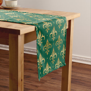 Gold fleur-de-lis seamless pattern on green short table runner