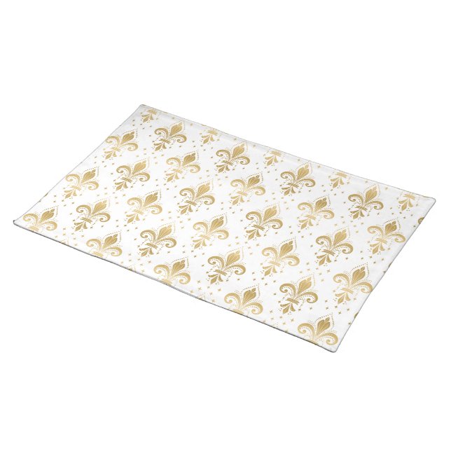 Gold fleur-de-lis seamless pattern on white cloth placemat (On Table)