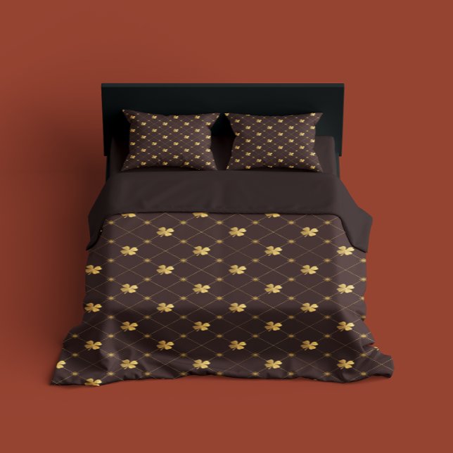 Gold Four Leaf Clover Duvet Cover (Creator Uploaded)