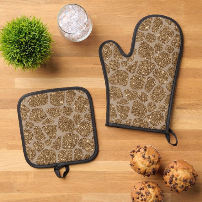 Gold Glitter Giraffe Print Oven Mitt & Pot Holder Set (Top Down)