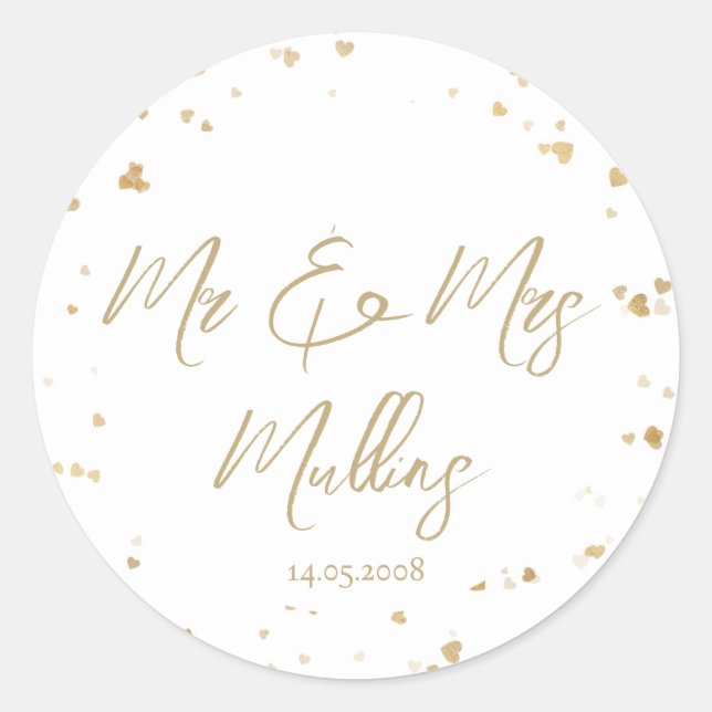 Gold Heart “Mr & Mrs” Wedding Classic Round Sticker (Front)