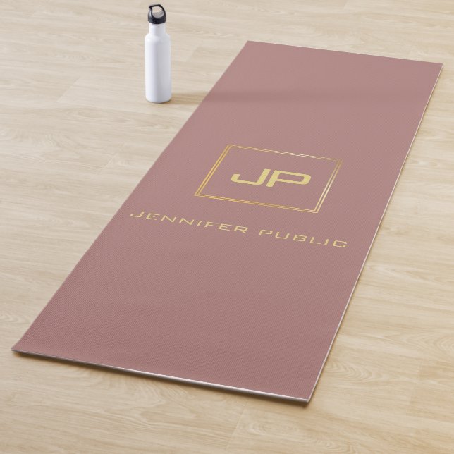 Gold Look Elegant Monogrammed Template Sport Yoga Mat (In Situ)