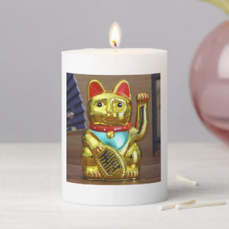 GOLD MANEKI NEKO PILLAR CANDLE