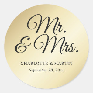 Gold Mr and Mrs Wedding Classic Round Sticker