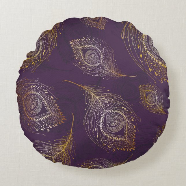 Gold peacock feather, violet background. round pillow (Front)