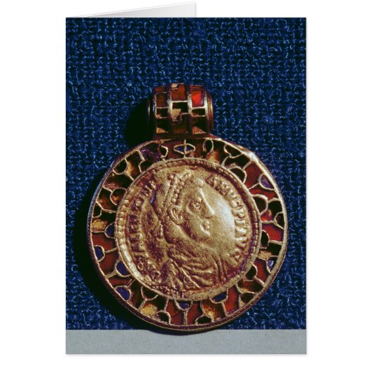 Gold pendant in the form of a coin (Front)
