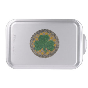 Gold Shamrock On Celtic Knots Cake Pan