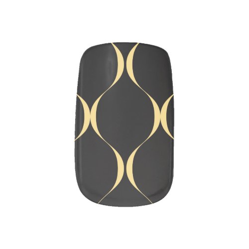 Gold simple modern luxurious wavy graphic minx nail art